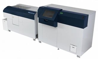 辦公室創(chuàng)新革命 日企小型造紙機(jī)亮相進(jìn)博會(huì)，每小時(shí)再造200張白紙